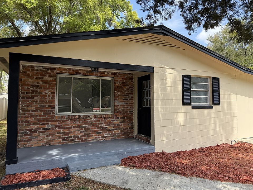 1st image of 1110 NW 17th Ave