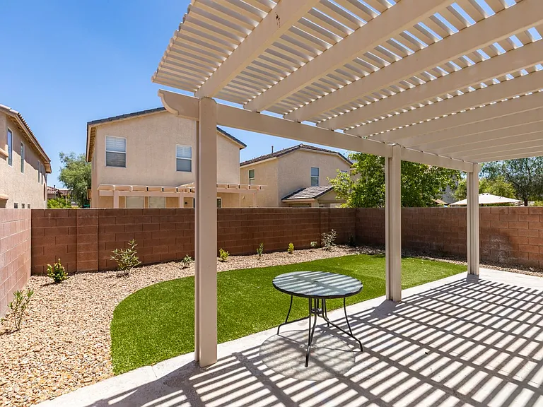 8660 Painted Horseshoe St — Photo 50