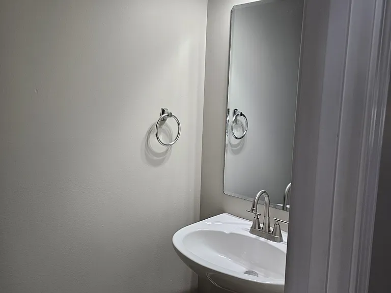 1032 Oakhall Dr — Photo 23
