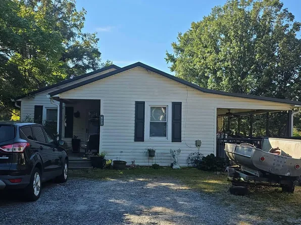 421 20th St NW, Hickory, NC 28601