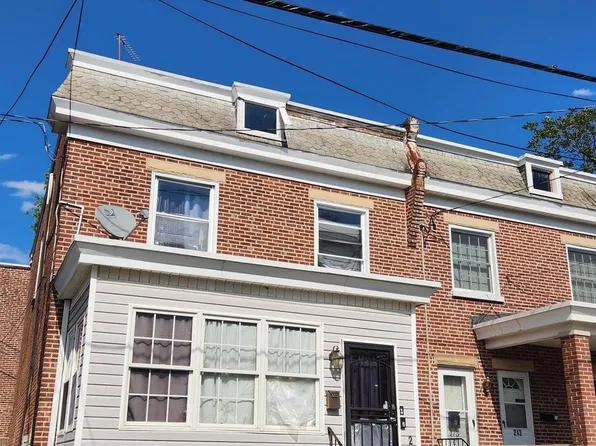 215 W 29th St, Wilmington, DE 19802