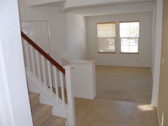 2nd image of 276 Canyon Creek Way