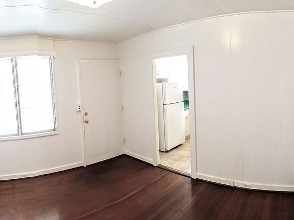 3rd image of 2112 Fern St Unit 1