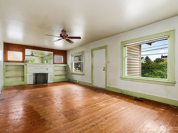 5th image of 4317 SW Charlestown Street