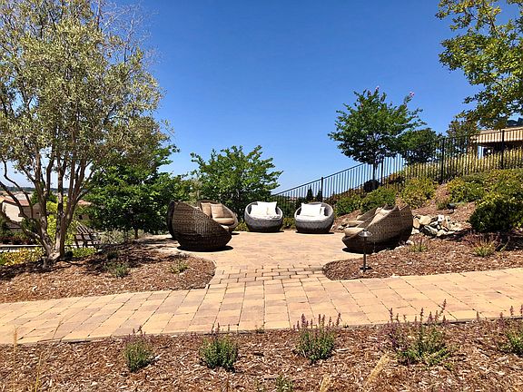 Sitting Area