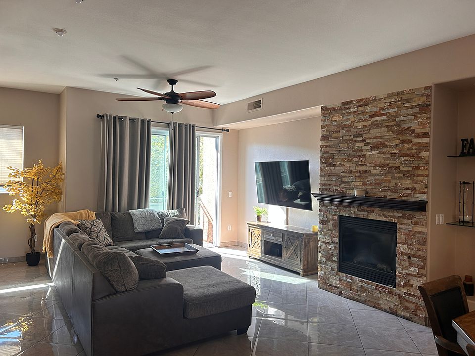 Main floor living room