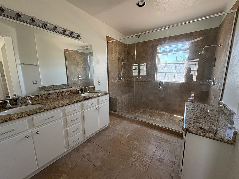 185 Seacountry Ln — Photo 6
