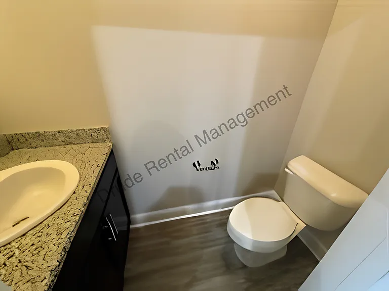 16218 E Minnesota Park Rd #1C — Photo 8