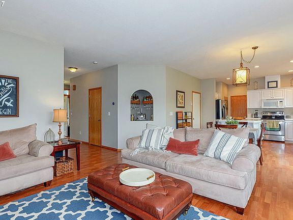 5th image of 4617 NE 128th Ct