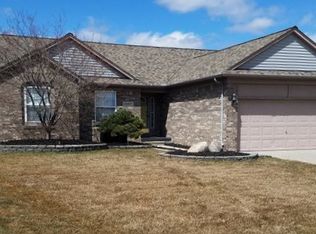 52077 Hickory Dr, Chesterfield, MI