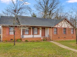 4312 Lake Jeanette Rd, Greensboro, NC 27455