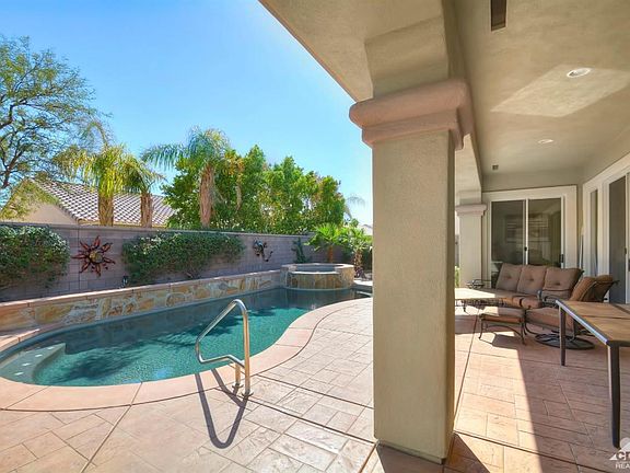 4th image of 78565 Moonstone Ln