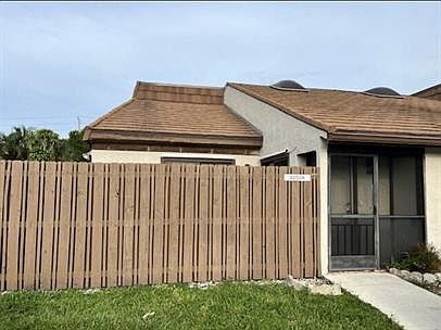 2nd image of 4252 Palm Bay Cir #A-1
