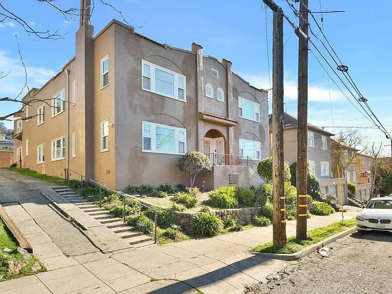 1565 Arch St #1579 — Photo 51