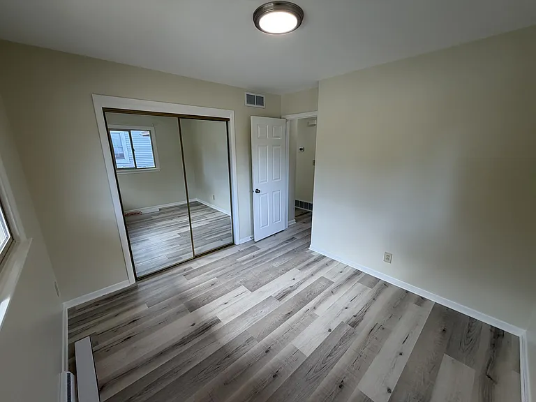 1661 & 1663 2nd St #1661 — Photo 35