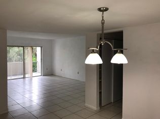6904 N Kendall Dr APT F304, Pinecrest, FL 33156