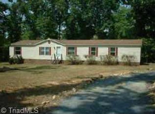 6626 NE Kerr Dr, Randleman, NC 27317