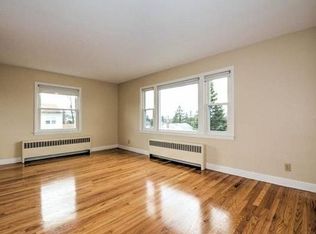 109 Randall St #2, Worcester, MA 01606