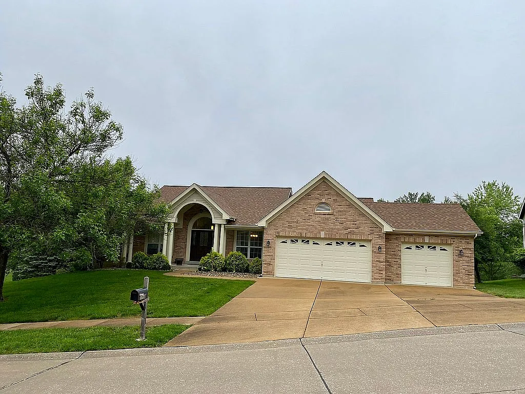 1728 Lance End Ln photo 1