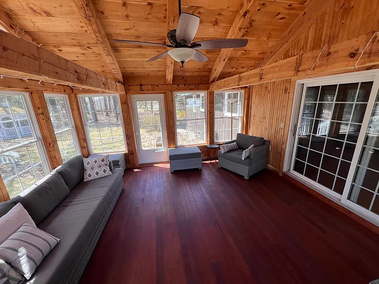 33 Meadowbrook Dr — Photo 12