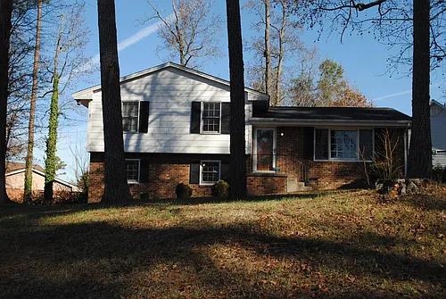 1500 Westchester Rd Photo 1