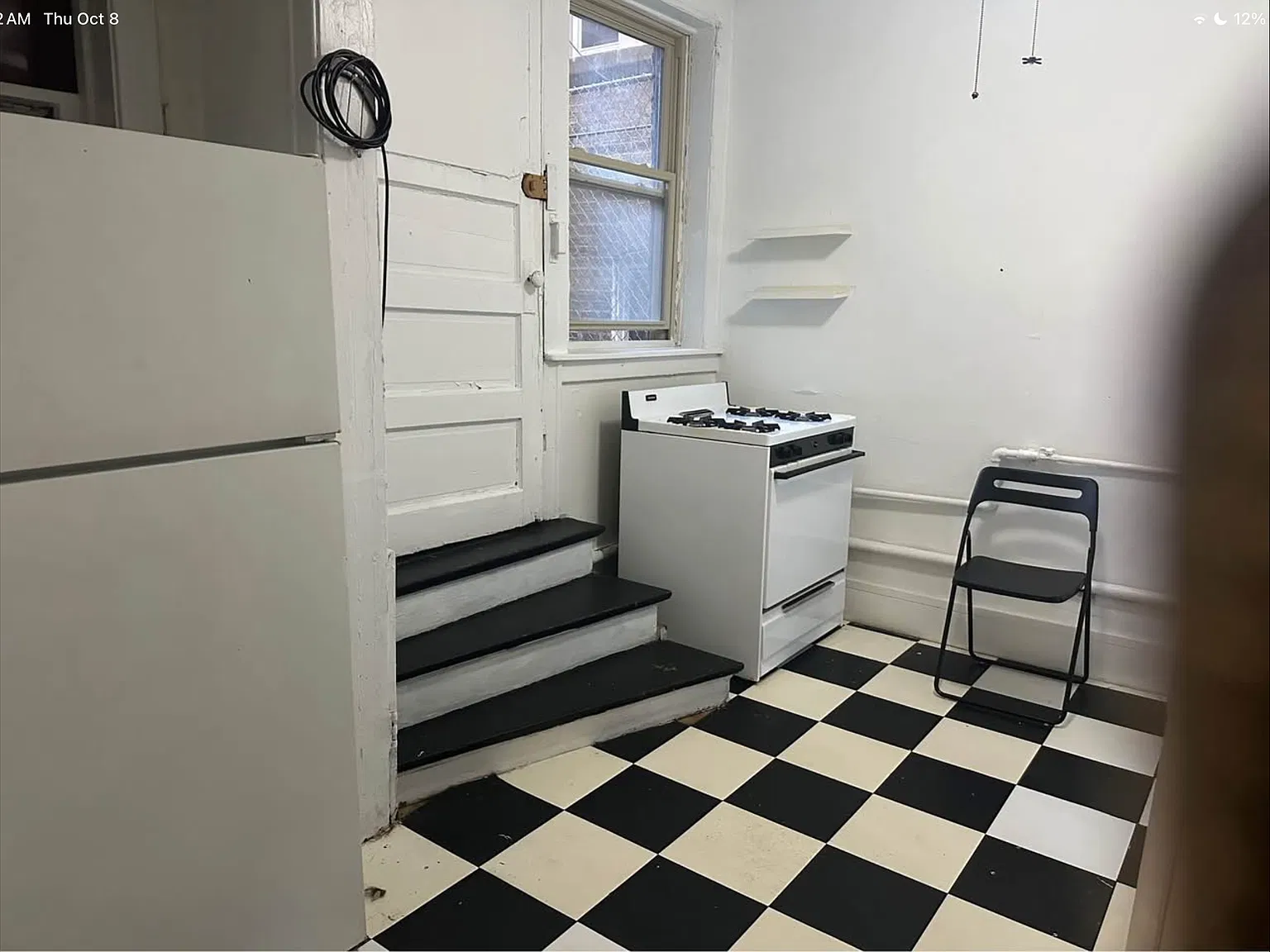 2 bed, 850 sqft, $1,785 — Photo 2