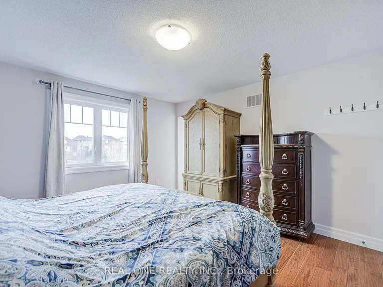 27 Cranston St #UPPER — Photo 27