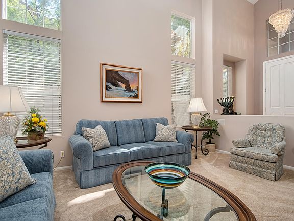 4th image of 12865 Crawford Dr