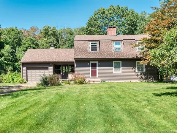 107 Tartia Road, East Hampton, CT 06424