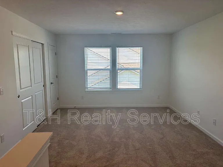 354 N Grand Oak Dr — Photo 15