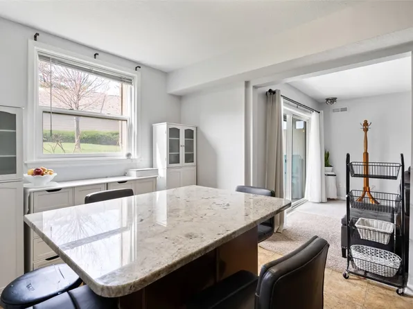 3405 Woodland Ave Unit 27, West Des Moines, IA 50266