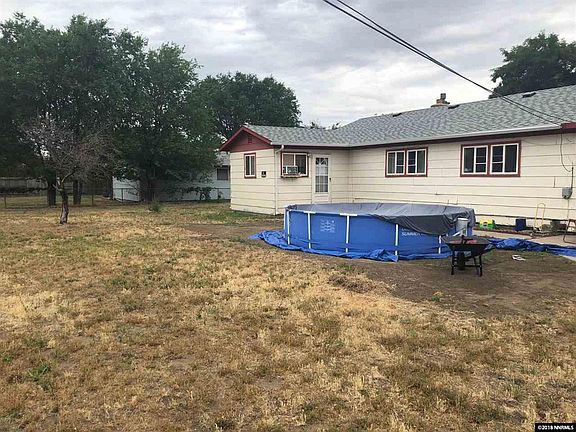 3rd image of 2110 Idaho St