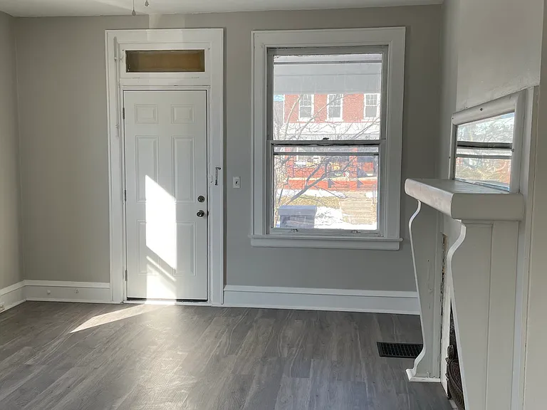 57 E Maynard Ave — Photo 2