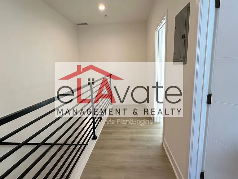 14248 Roscoe Blvd #14250-1/2 — Photo 12