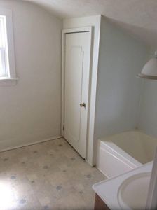 339 E 2nd St, Erie, PA, 16507