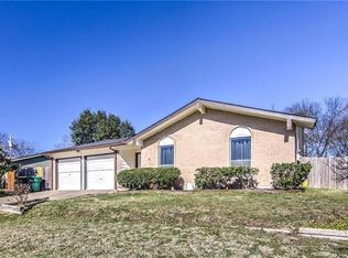 1307 Saturn St, Cedar Hill, TX 75104