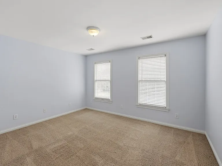 3237 Mantilla Dr — Photo 26