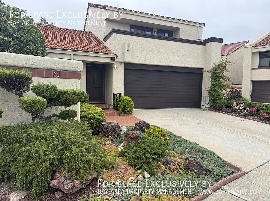 1st image of 22 Barcelona Cir