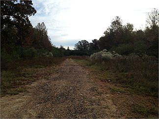 2nd image of 1225 Old Highway 51 NE