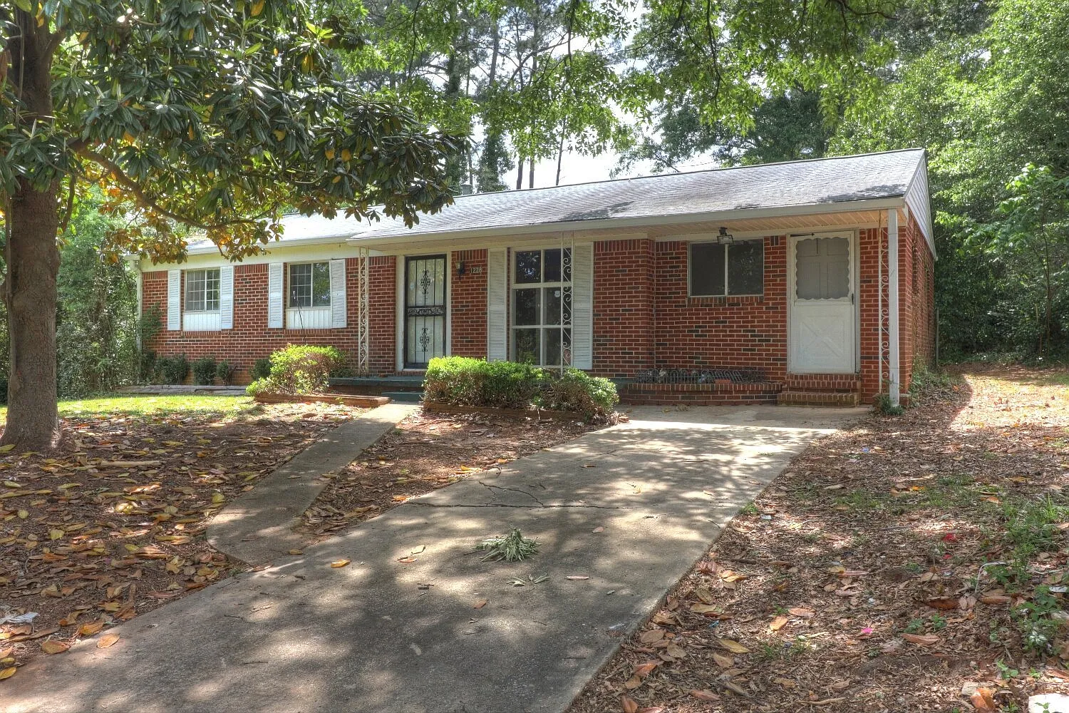 3 bed, 2.0 bath, $1,375 — Photo 1