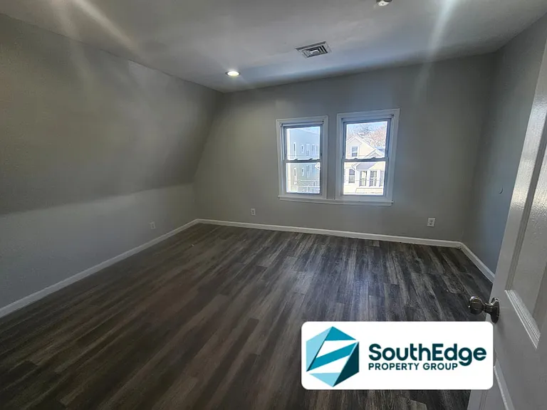 68 Brookdale Ave #3 — Photo 5