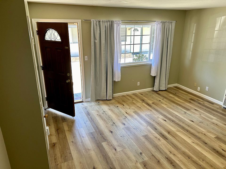 Easy cleaning floor