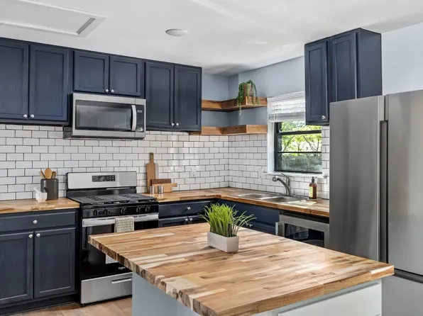 3709 Aurora St, Haltom City, TX 76117