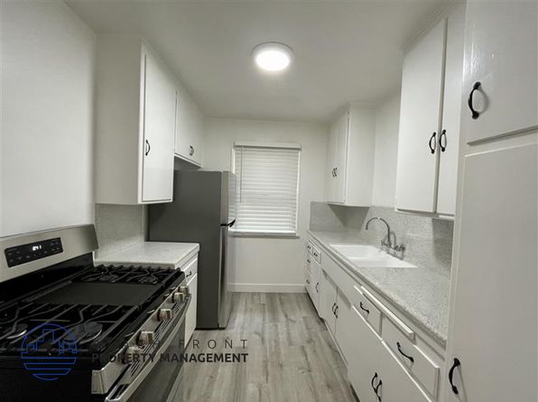 313 Calle Miramar
