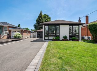 17 Sigmont Rd, Toronto, ON M9C 4K6