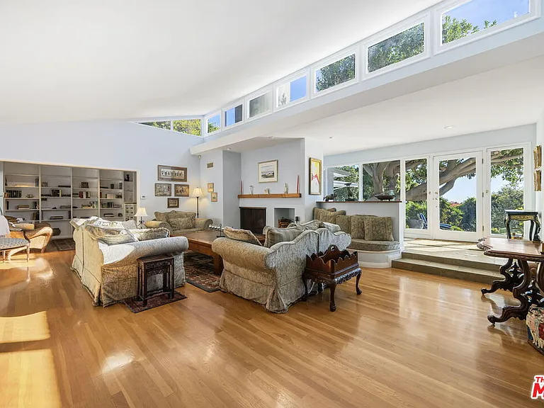 11215 W Sunset Blvd — Photo 18