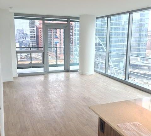 3rd image of 400 N Orleans St #3B