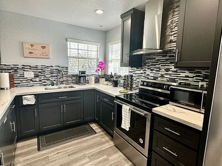 Aggie Properties - Residential — Photo 9