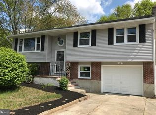 30 3rd Ave, Pemberton, NJ 08068