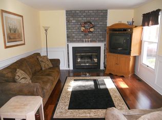 16 Denise Dr, Jackson, NJ 08527